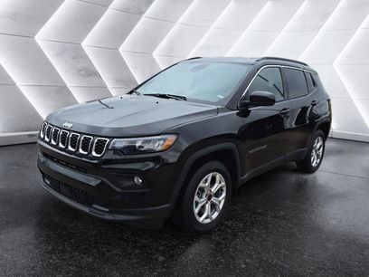 Used 2025 Jeep Compass Latitude