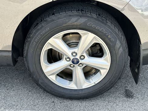 Used 2022 Ford Edge SE AWD/4WD image 5