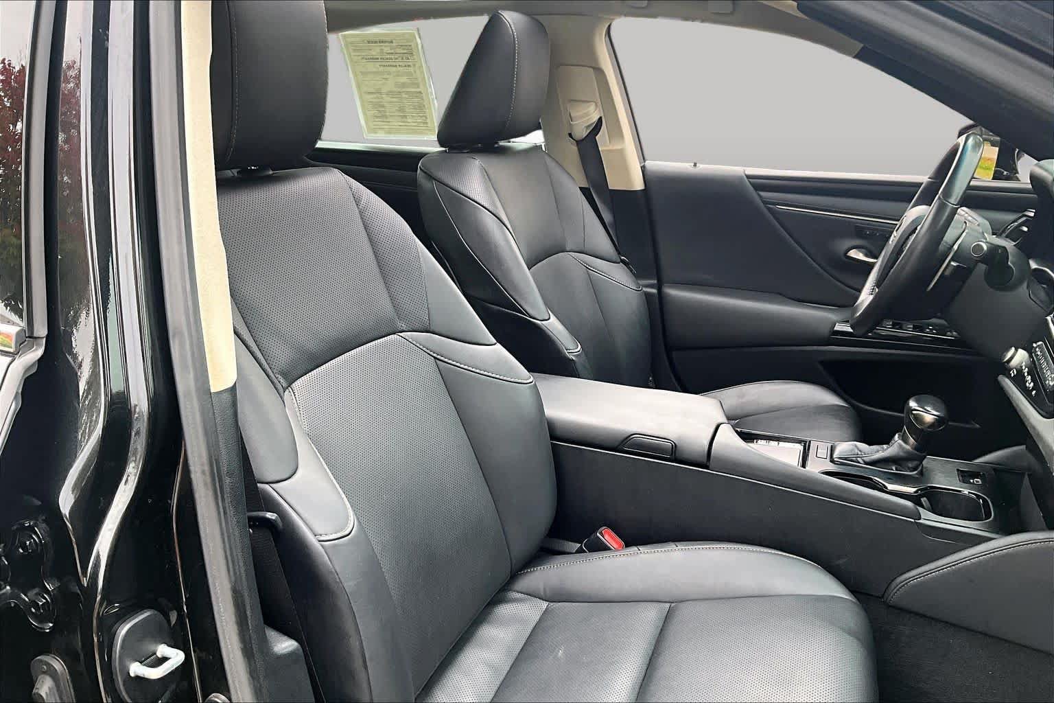 Used 2023 Lexus ES 350 w/ Premium Package FWD image 9