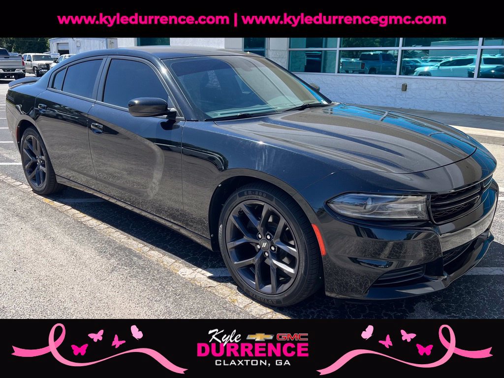 Used 2020 Dodge Charger SXT w/ Blacktop Package RWD image 1