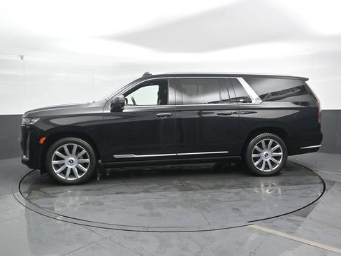 Used 2024 Cadillac Escalade ESV Premium Luxury Platinum AWD/4WD image 8
