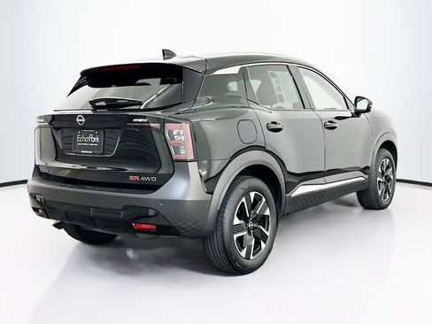 Used 2025 Nissan Kicks SR image 9