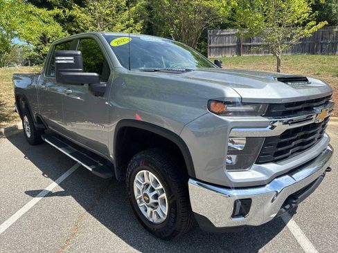 Used 2025 Chevrolet Silverado 2500 LT w/ Convenience Package image 1