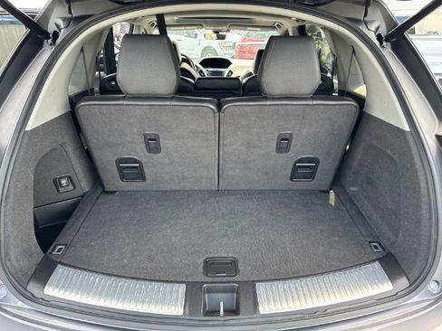 Used 2017 Acura MDX FWD image 11