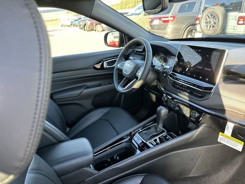 New 2026 Jeep Compass Limited image 35