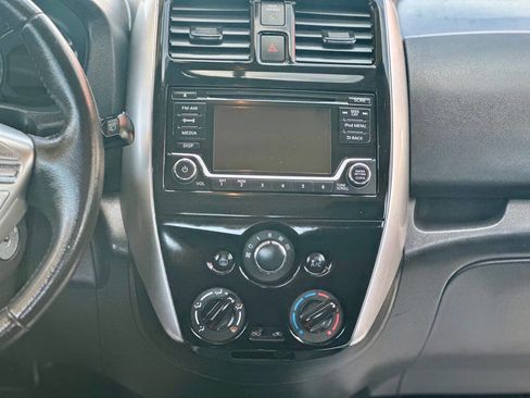 Used 2017 Nissan Versa Note SV FWD image 14