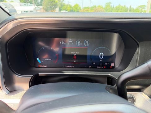 Used 2025 Ford F450 Platinum w/ Platinum Plus Package AWD/4WD image 38
