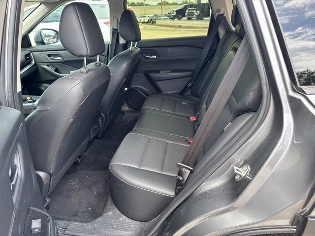 Used 2024 Nissan Rogue SV w/ SV Premium Package AWD/4WD image 21
