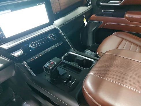 Used 2023 GMC Sierra 1500 Denali Ultimate image 25