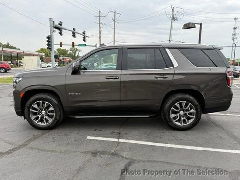 Used 2021 Chevrolet Tahoe LT w/ Signature Plus Package w/ LT Signature Package image 9