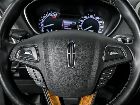 Used 2017 Lincoln MKX Reserve w/ Lincoln MKX Climate Package image 26