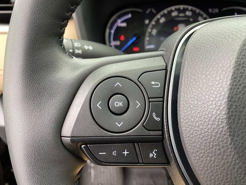 Used 2024 Toyota RAV4 XLE w/ Convenience Package image 19