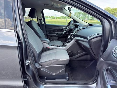 Used 2015 Ford Escape SE FWD image 30