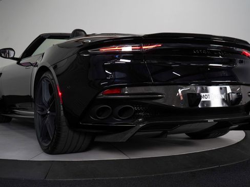 Used 2022 Aston Martin DBS Superleggera Volante RWD image 23