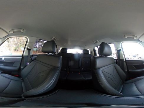 Used 2025 Hyundai Santa Fe SEL image 42