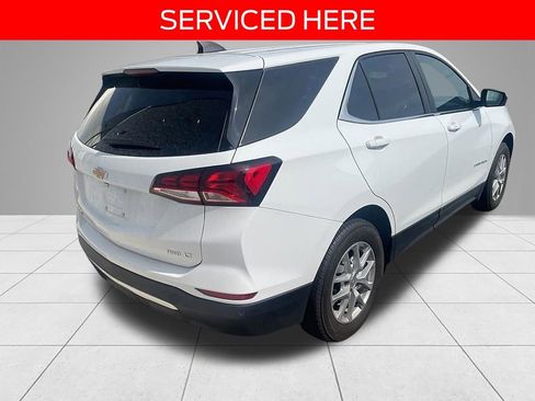 Used 2024 Chevrolet Equinox LT AWD/4WD image 4