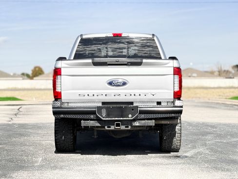 Used 2019 Ford F250 Lariat w/ Lariat Ultimate Package image 7