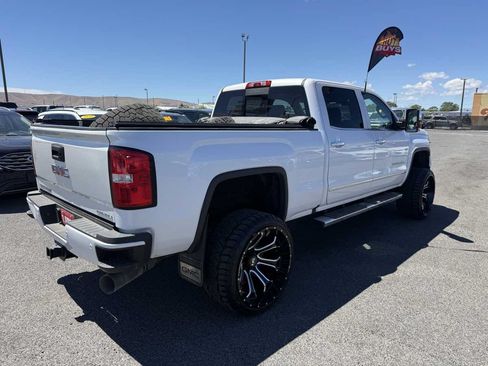 Used 2019 GMC Sierra 2500 Denali AWD/4WD image 5