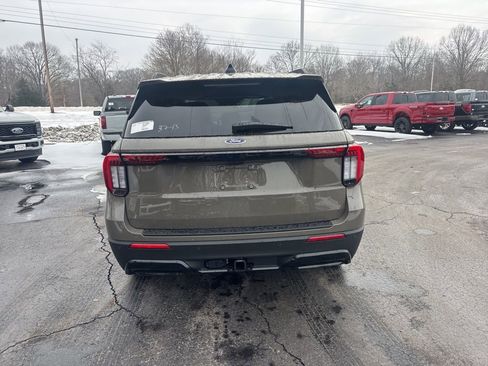 New 2026 Ford Explorer ST-Line image 6