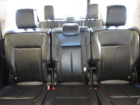 Certified 2024 Ford Expedition Max XLT image 24