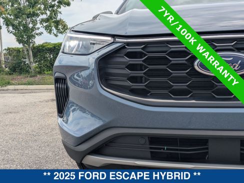 Certified 2025 Ford Escape ST-Line w/ Equipment Group 301A FWD image 10
