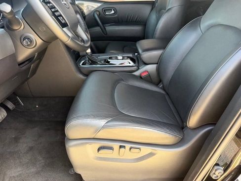 Used 2023 Nissan Armada SL w/ Midnight Edition Package RWD image 11