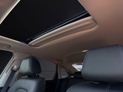 Used 2024 Honda Civic Touring image 20