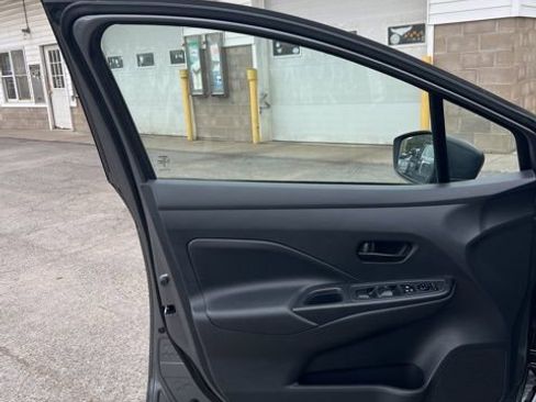 Used 2023 Nissan Versa S w/ S Plus Package FWD image 22