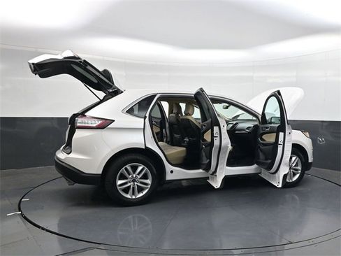 Used 2018 Ford Edge SEL w/ Equipment Group 201A image 42