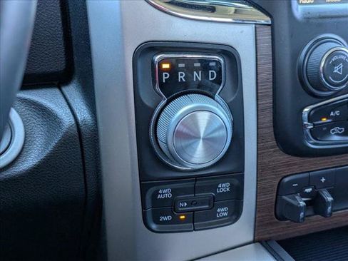 Used 2017 RAM 1500 Laramie w/ Convenience Group AWD/4WD image 12