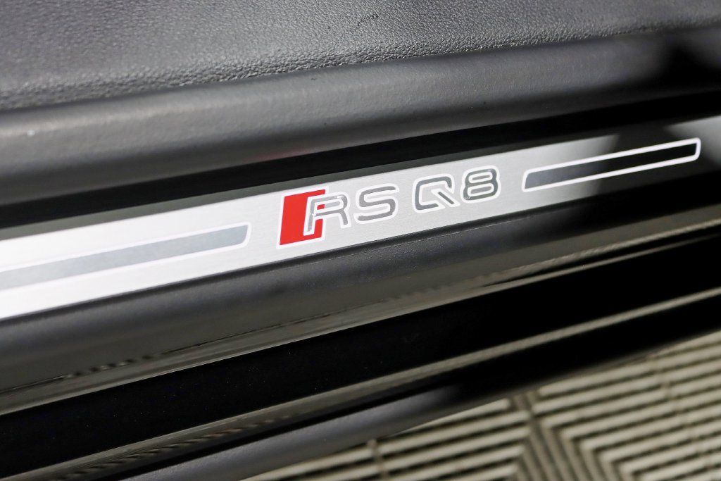 Used 2026 Audi RS Q8 performance AWD/4WD image 14