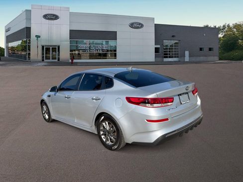 Used 2020 Kia Optima LX FWD image 7