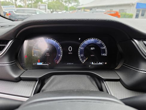 Used 2025 Jeep Grand Cherokee L Altitude AWD/4WD image 32