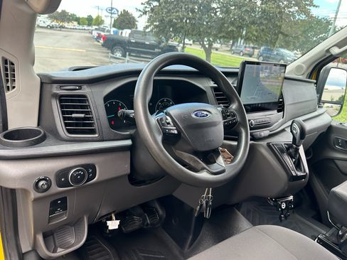 Used 2022 Ford Transit 250 148 High Roof Extended w/ Parcel Delivery Package RWD image 19