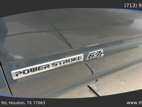 Used 2021 Ford F250 Platinum w/ FX4 Off-Road Package image 17