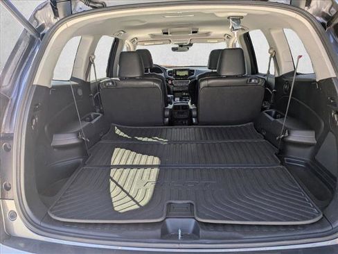 Used 2019 Honda Pilot Touring image 18