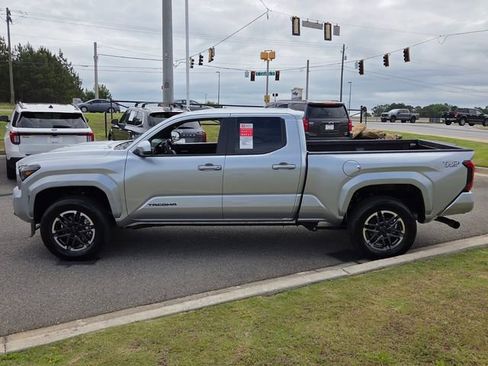 New 2026 Toyota Tacoma TRD Sport AWD/4WD image 4