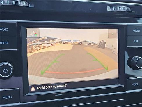 Used 2021 Volkswagen GTI SE FWD image 13