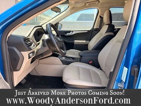 Used 2020 Ford Escape SEL FWD image 9