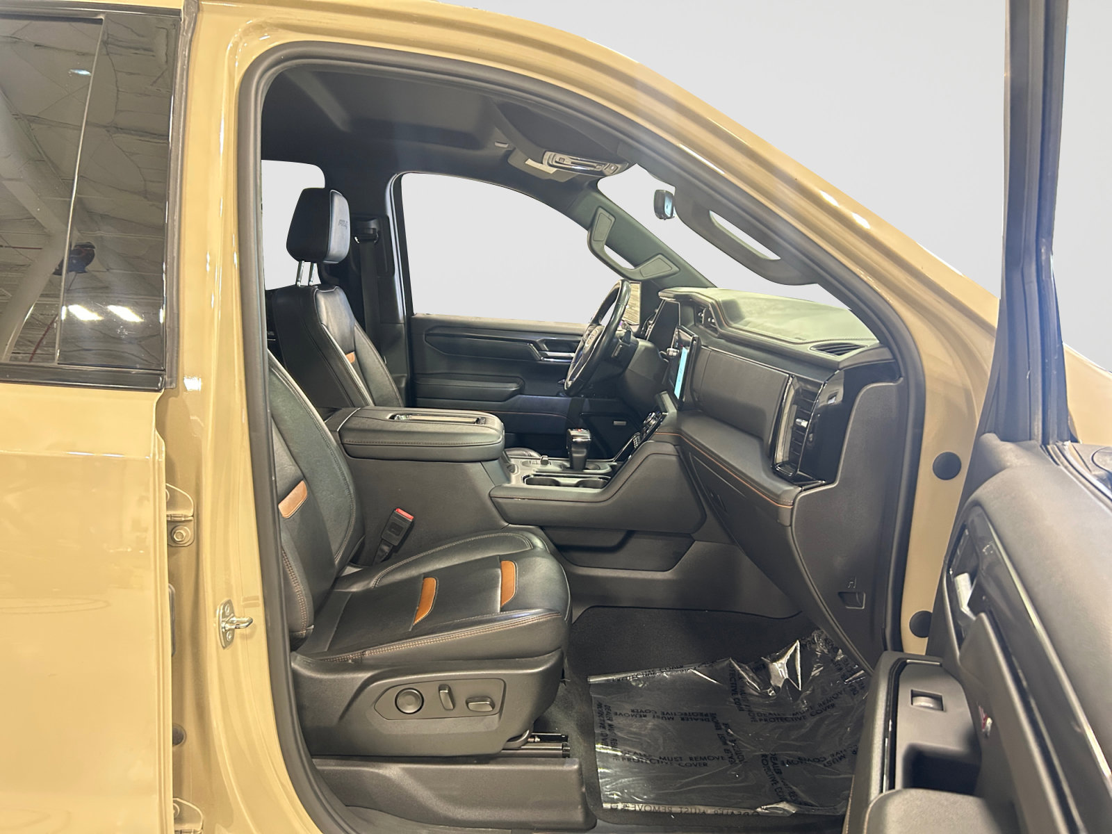 Used 2022 GMC Sierra 1500 AT4 w/ AT4 Premium Package AWD/4WD image 21