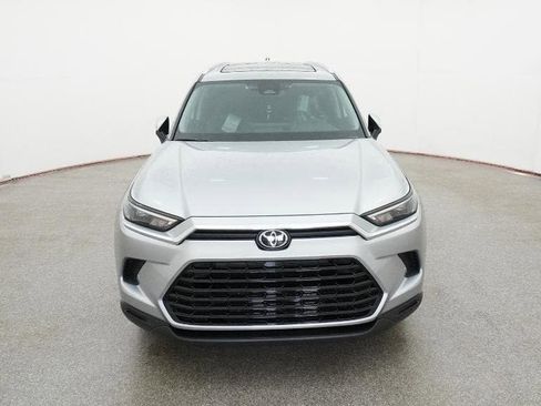 New 2026 Toyota Grand Highlander FWD image 15
