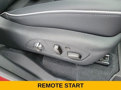 Used 2025 Buick Enclave Avenir w/ Super Cruise Package image 23