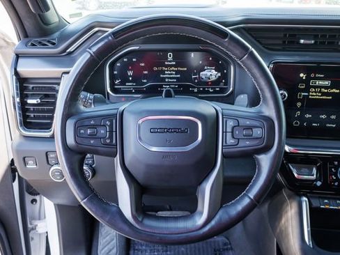 Used 2024 GMC Sierra 1500 Denali Ultimate AWD/4WD image 17