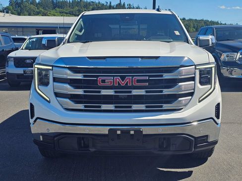Used 2024 GMC Sierra 1500 SLE w/ Preferred Package AWD/4WD image 8