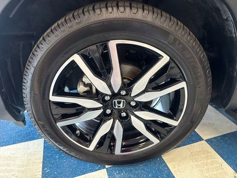 Used 2021 Honda Pilot Elite image 26