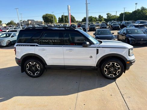 Used 2024 Ford Bronco Sport Outer Banks AWD/4WD image 6