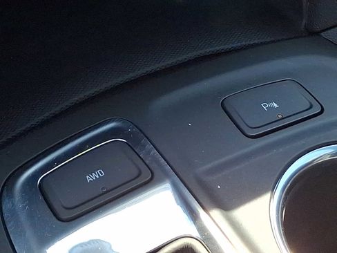 Used 2024 Chevrolet Equinox LT w/ LPO, Floor Liner Package AWD/4WD image 25