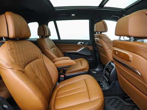 New 2026 BMW X7 xDrive40i w/ M Sport Package image 32