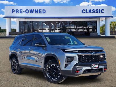 Used 2025 Chevrolet Traverse Z71 w/ Enhanced Driving Package