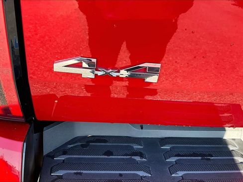 Used 2023 Toyota Tundra Limited image 9